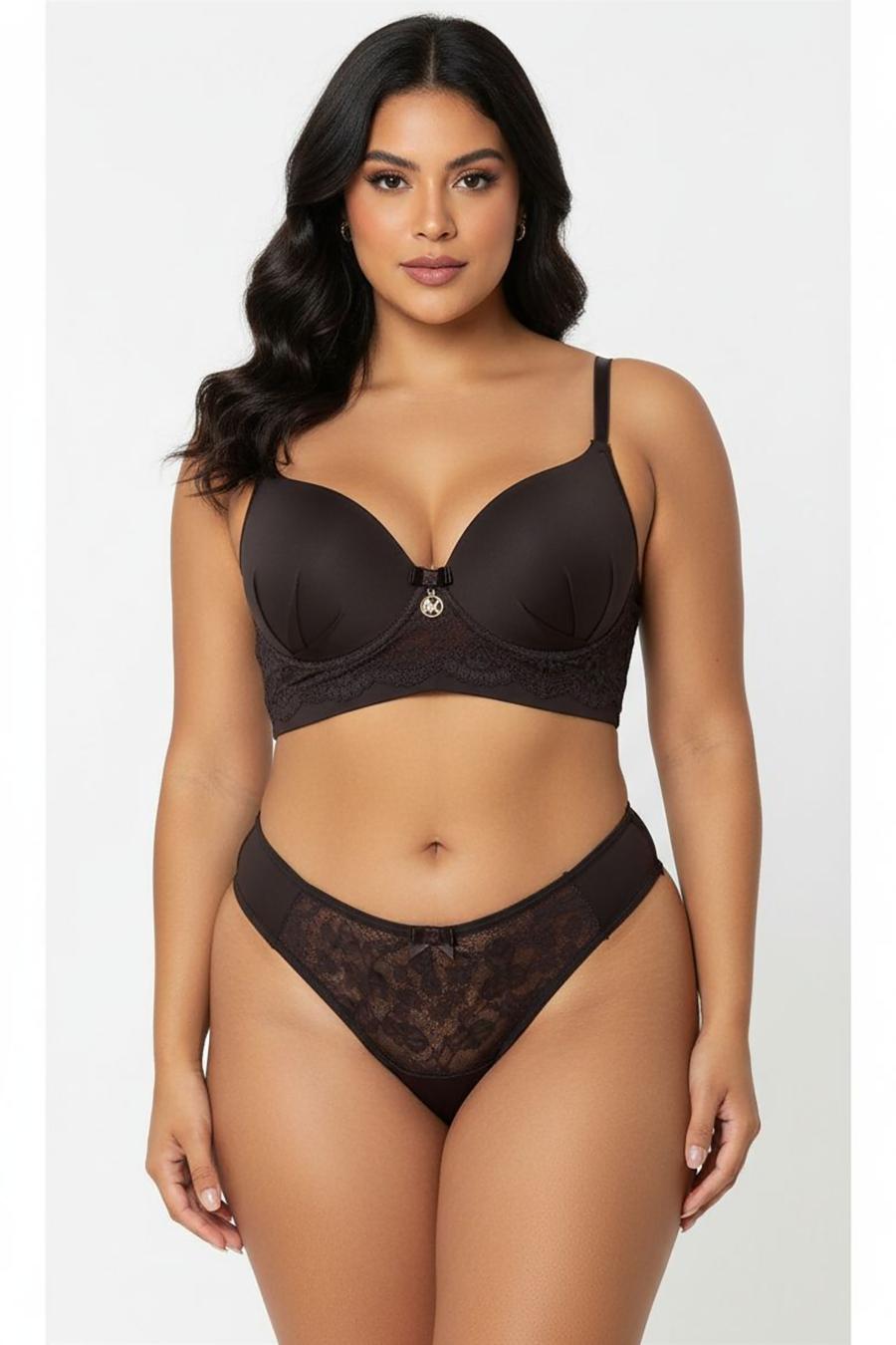 Conjunto plus em canelado